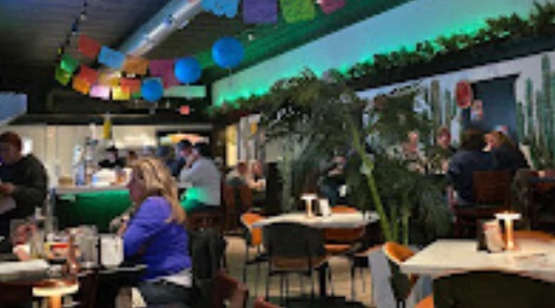 Se&ntilde;or Victor&rsquo;s dining room, Almont